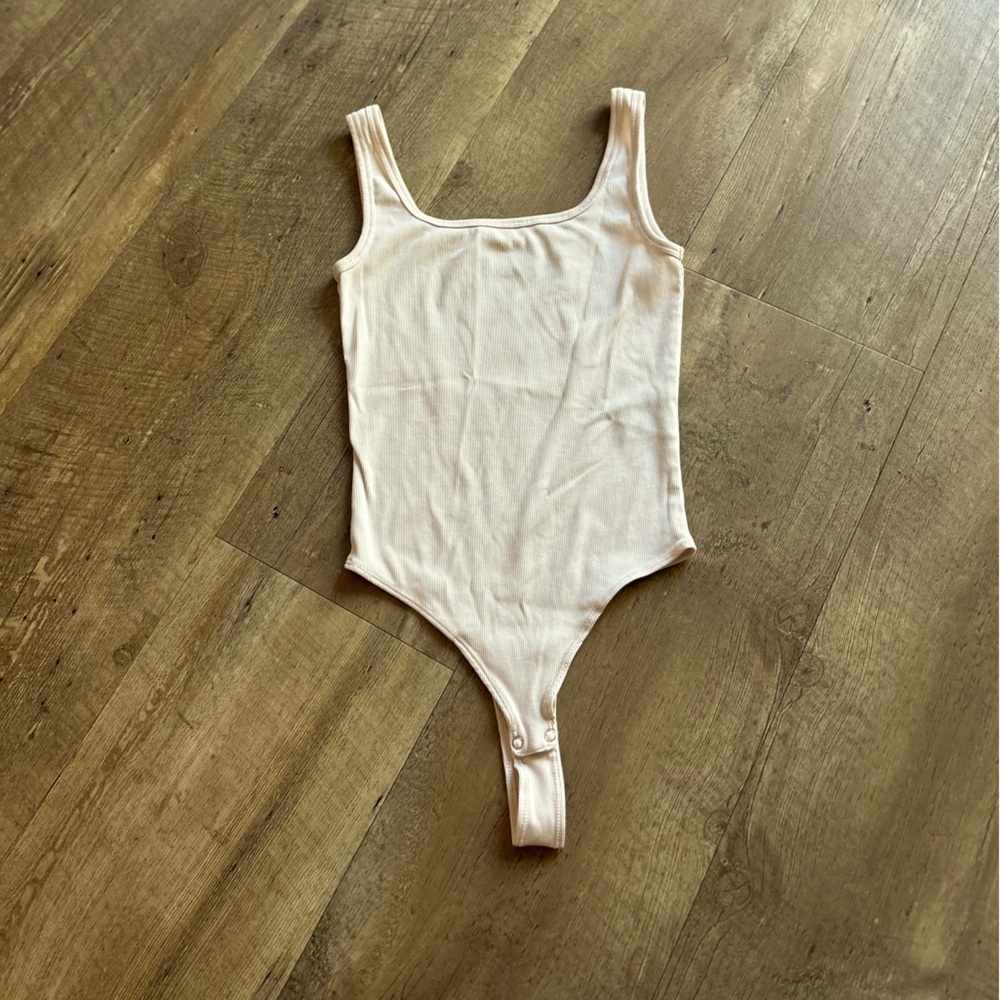 🌸 Brunette the Label Ribbed Bodysuit | Blush Pink | Size M/L